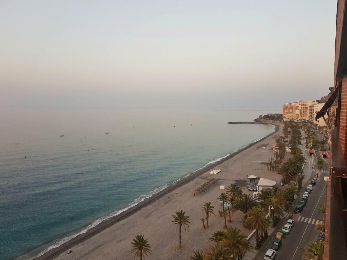 Atico En Almunecar. Primera Linea De Playa Con Vistas Espectaculares Ngoại thất bức ảnh